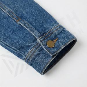 Chaqueta Vaquera para Mujer, Diseño Único con Parches, Costuras en Contraste, Botones al Frente, Estilo Artístico Moderno, Casual, Urbano y a la Moda - Product Image 6