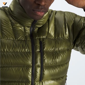 Fourniture directe OEM Vestes isolées pour hommes personnalisées de qualité supérieure Veste bouffante chaude coupe-vent Veste matelassée légère pour la randonnée - Product Image 3