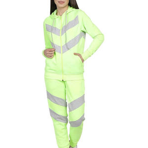 Survêtements à capuche respirants et confortables de haute qualité pour femmes d'automne du Pakistan Logo personnalisable nouveaux ensembles de style - Product Image 1