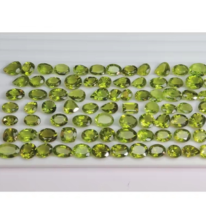 Atractivo peridoto piedra preciosa facetada peridoto mezcla forma lote gemas para hacer joyas - Product Image 1
