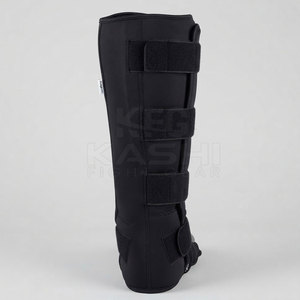 Protège-tibias classiques pour l'entraînement de boxe pour hommes, sangles réglables, cuir PU, antidérapants, légers, pour la boxe, le kickboxing, les arts martiaux, la salle de sport - Product Image 2