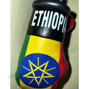 ถุงมือมวยขนาดเล็กแบบสั่งทำพวงกุญแจพวงกุญแจกีฬาหนัง PU พวงกุญแจแบบพกพาดีไซน์ทนทานพร้อมพวงกุญแจโลโก้เฉพาะบุคคล - Product Image 4