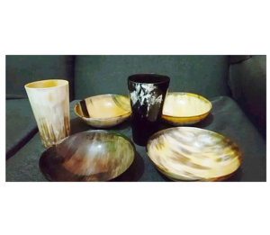 Accueil CORNE NOIRE Bol décoratif ultra brillant fabriqué à la main à partir de corne de buffle naturelle - Product Image 2