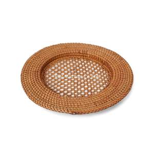 Assiette de présentation en rotin tressé à la main du Vietnam, en fibre naturelle, pour la décoration de table et un usage domestique durable - Product Image 1