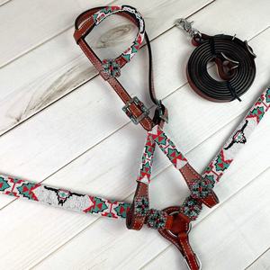 Ensemble de tack en cuir véritable perlé blanc Plaque de poitrine et tête de taureau léger Selles d'équitation saisonnières - Product Image 1