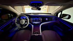 SUV EQS 580 4Matic 2023, 536 hp, Motores Eléctricos Dobles, Tracción en las Cuatro Ruedas, Equipamiento de Alta Gama - Product Image 6