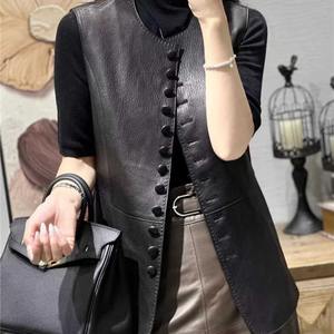 Nueva fábrica de moda de las mujeres Chaleco de cuero sin mangas de color sólido liso Chaleco de cuero genuino personalizado - Product Image 3