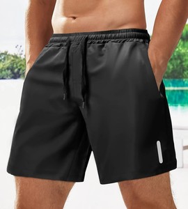 Shorts en maille respirante à séchage rapide, couleur unie, confortables, avec logo frontal, anti-UV, pour hommes, vêtements de sport décontractés, faible MOQ, prix abordable - Product Image 1