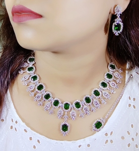 Ensemble de bijoux indiens pour cadeau de fiançailles de fête de mariage Collection de bijoux AD de qualité supérieure 2025 Moissanite de luxe - Product Image 6