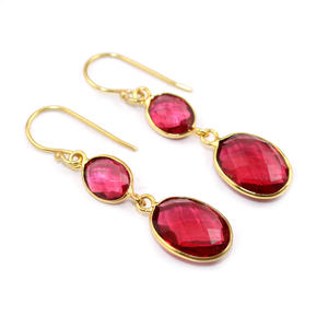 Pendiente de cuarzo rosa con forma ovalada, pendientes de latón chapados en oro a la moda, Pendientes colgantes de cuarzo al por mayor para mujer, joyería - Product Image 2