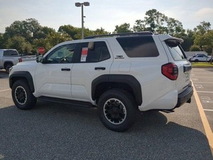 NUEVA OFERTA PARA 4RUNNER SUV 2025 (USADO) - Product Image 3