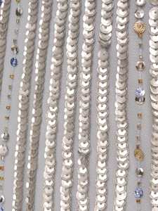 Vestido Borgoña de Línea A con Lentejuelas Bordadas a Mano para Mujer, Vestido de Pétalos con Encaje y Tela de Satén, Mangas Suaves con Volantes - Product Image 2