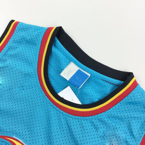 Jerseys de trabajo de sarga de aparejos deportivos con nombre y número de equipo personalizado de calidad superior - Product Image 1