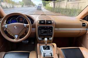 Cayenne GTS 2023 Usado, Automático, Sin Accidentes, En Buenas Condiciones, Listo Para Enviar - Product Image 4