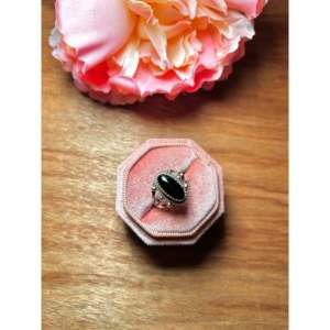 Bague culturelle artisanale Navajo en onyx et argent sterling - Product Image 2