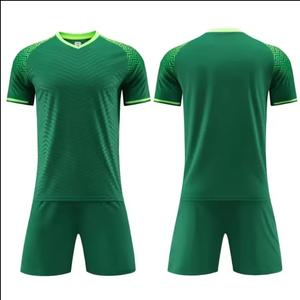 Uniforme de football personnalisable pour hommes de vente chaude pour adultes 100% vêtements de sport de haute qualité - Product Image 3