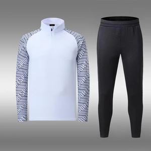 ชุดวอร์มซับลิเมชั่นแบบมีซิป ดีไซน์ทันสมัย ขายดี รับผลิตตามแบบ ODM/OEM พร้อมบริการสกรีนโลโก้ สำหรับการฝึกซ้อมกีฬาในฤดูหนาว - Product Image 6