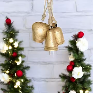 Campanas de vaca de hierro vintage en forma de cono con cuerda de yute mejor para la decoración interior de Navidad por decor IMPEX - Product Image 4