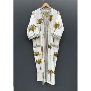 Bata Kimono Ligera de Algodón Orgánico con Estampado Artesanal, Ropa de Dormir Sostenible, Talla Única, Tejida y Dibujada a Mano para el Hogar - Product Image 1