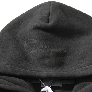 Sweats à capuche personnalisés pour hommes avec impression en relief 2026 Vêtements décontractés Impression en relief à capuche Pull à capuche indéfini à vendre Fabriqué au Pakistan - Product Image 2