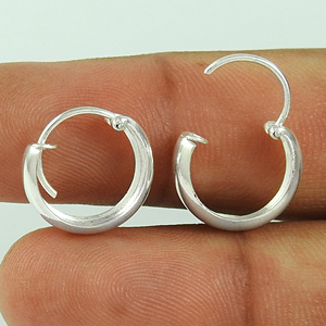 Magnifiques boucles d'oreilles en argent sterling 925 faites à la main pour femmes, vente en gros de bijoux en argent, fabricant de cadeaux - Product Image 4
