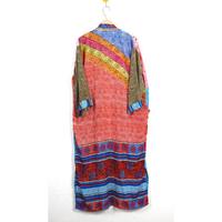 Robe Kimono Bohème en Soie Patchwork Faite Main Indienne pour Femme – Élégante Tenue de Plage et de Nuit à Taille Élastique, Col en V Floral pour l'Été