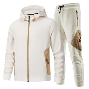Survêtement avec capuche et logo personnalisés, ensemble sweat-shirt à capuche uni et joggers pour hommes, survêtement avec logo personnalisé en polyester et nylon et polaire technique pour hommes - Product Image 5