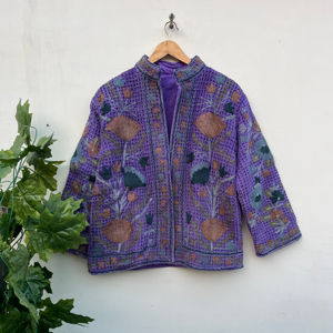 Hermoso abrigo de invierno unisex con bordado a mano TNT Suzani Chaqueta acolchada de algodón relleno para mujer Suzani Chaqueta corta - Product Image 1