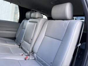 Toyota Sequoia Limited V8 5.7L RWD d'occasion propre 2020 - Product Image 6