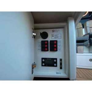 Yate Usado Fjord 41XL Modelo 2022 Premium con Motores de 2x440 CV/324 kW y Consola Central para Amantes de la Aventura - Product Image 6