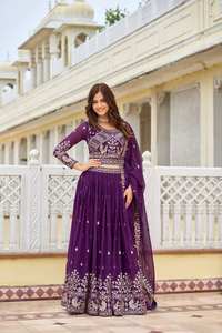 Dernière collection de Lehenga Choli pour femmes, de haute qualité, en faux georgette, avec broderie et sequins, pour les fêtes et les festivals, par FabZone - Product Image 3