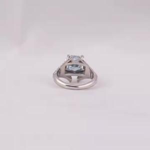 Anillo de Compromiso de Oro Sólido de 14 Quilates con Diamante Cultivado en Laboratorio, Corte Radiante Azul, Personalizado, Certificado por IGI, Unisex - Product Image 6