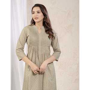 Kurti vert imprimé Butti, vêtement traditionnel régional - Product Image 1