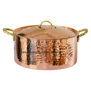 Olla de Cobre Vintage de Primera Calidad con Asas de Latón, Diseño Martillado Tallado, Pieza Funcional de Lujo y Elegante para Bodas, Exhibición de Cocina - Product Image 2