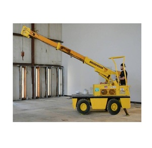 Grúa de cubierta de transporte de 2 puntos y 5 toneladas a la venta Grúa de tamaño pequeño Ideal para cargar tareas de descarga y mantenimiento - Product Image 1