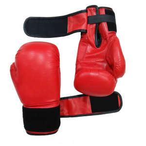 Gants de boxe en cuir confortables avec logo personnalisé Gants d'entraînement en Offre Spéciale Stock en cuir confortable pour la boxe d'arts martiaux - Product Image 1