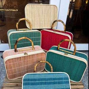 Caja de Regalo de Bambú Hecha a Mano de Origen Vietnamita para Venta al por Menor y Embalaje de Regalos - Product Image 1