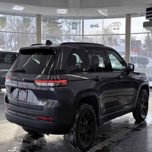 Jeep Grand Cherokee Altitude X 2025 Abordable et Propre - Product Image 2