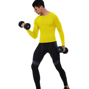 ชุดรัดรูปสำหรับผู้ชายดีไซน์แบบกำหนดเองชุดออกกำลังกายสีเทาวัสดุที่ดีที่สุดชุดออกกำลังกายธรรมดาสำหรับใส่ออกกำลังกายในฤดูใบไม้ร่วงโลโก้ฟิตเนส - Product Image 1