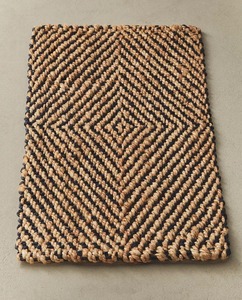 Alfombra de yute hecha a mano duradera ecológica patrón de diamante moderno antideslizante felpudo para mascotas para uso en interiores y exteriores - Product Image 2