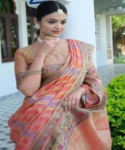 Consigue una elegancia sin esfuerzo en nuestros elegantes saris de lino, con diseños minimalistas, perfectos para ropa de oficina. - Product Image 5