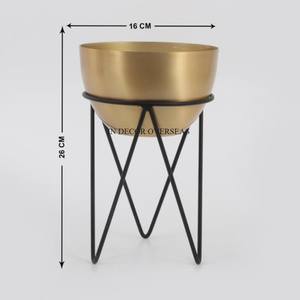 Maceta de Metal de forma redonda con recubrimiento en polvo de Color negro de diseñador único más elegante con soporte de aspecto elegante chapado en oro de la India - Product Image 4