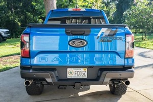 À Vendre : Ford Ranger Raptor d'Occasion 2024 NextGen Adventure, Leader du Tout-Terrain au Réglage de Précision - Product Image 5