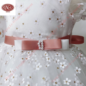Maille florale avec manches courtes manches bouffantes robe à col rond pour les filles robe de soirée superposée au genou approvisionnement ODM - Product Image 2