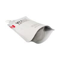 Pochettes souples personnalisées imprimées avec bec verseur pour liquides, idéales pour adoucissant pour permanente, détergent lessive, boissons