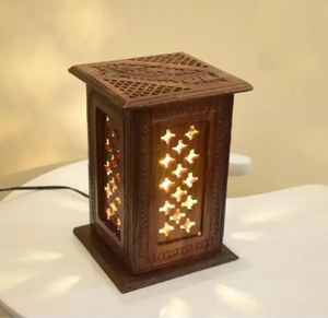 Mini lampe de table d'appoint en cuivre en bois, lampe en bois de cuivre faite à la main, forme carrée de lampe de table en bois - Product Image 6