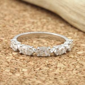 Bague en diamant de laboratoire de qualité supérieure en argent sterling, coupe marquise, couleur E, clarté VVS2 - Product Image 5