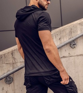 T-shirt à capuche à manches courtes avec logo personnalisé pour hommes, col rond, motif imprimé, manches courtes, design uni, vente en gros - Product Image 5