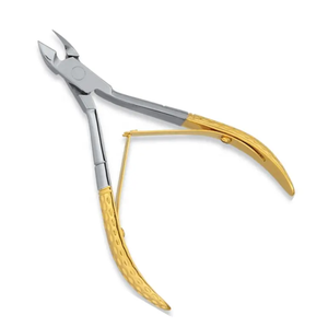 Pinza para cutículas de primera calidad con borde de corte extra afilado Logotipo personalizado Pinza para cutículas - Product Image 1