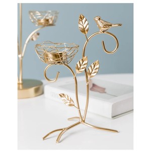 เชิงเทียนสีโรสโกลด์ที่สวยงามสำหรับตกแต่งโต๊ะกาแฟน่ารักที่วางตรงกลางของตกแต่งบ้านดอกไม้โลหะแบบทันสมัย - Product Image 1